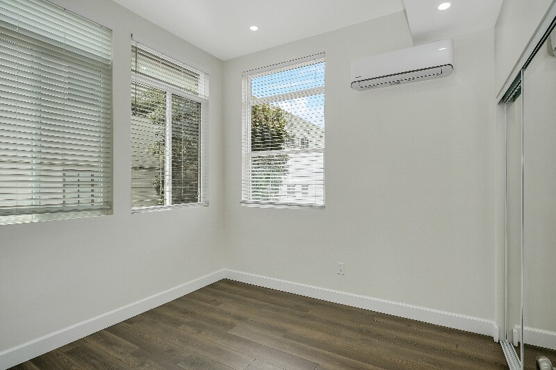 Building Photo - 3718-3726 First Ave.