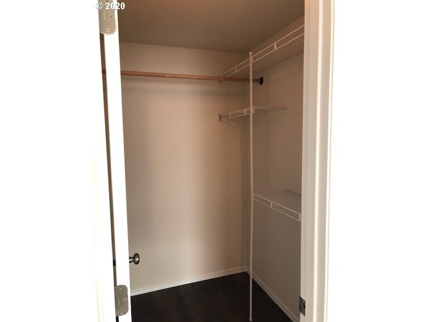 1-1b1b - 16049 SE Caruthers St