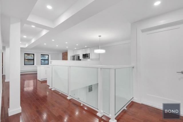 Building Photo - 3 bedroom in NEW YORK NY 10030