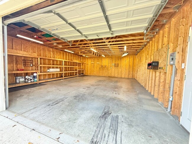 Building Photo - 821 Amburn Meadows Ln