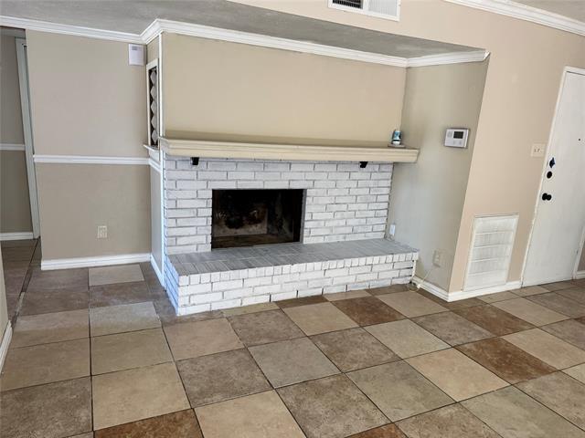 Building Photo - 9113 Willowbrook Dr