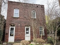 Building Photo - 240 Bryant St