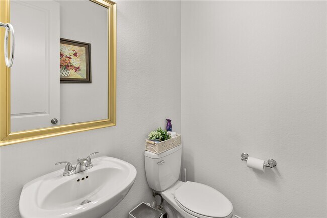 Building Photo - 28230 Emerald Bnd