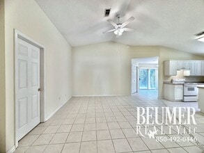 Building Photo - 3bd/2ba Home For Rent