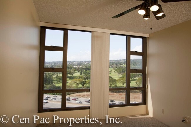 Primary Photo - Close to Pearlridge 1 bedroom