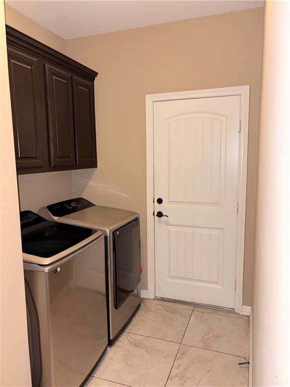 Building Photo - 20 River Crest St