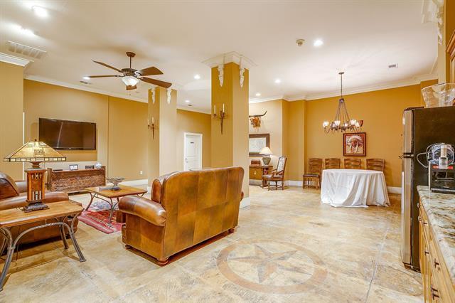 Building Photo - 2306 Park Pl Ave