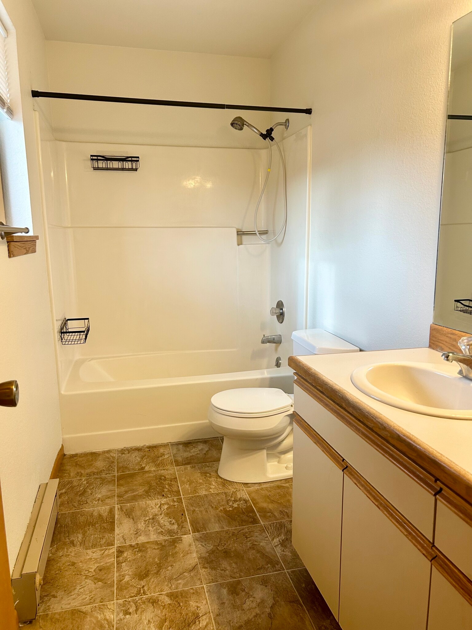 Upstairs Bath - 3420 Granger Ave S