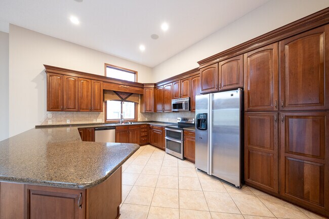 Building Photo - 8414 134th St Ct