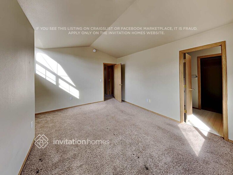 Building Photo - 12011 130th St E