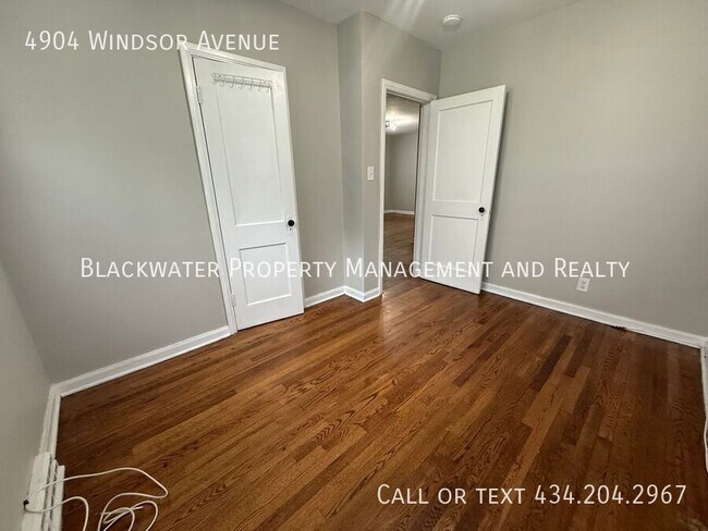 Building Photo - 4904 Windsor Ave