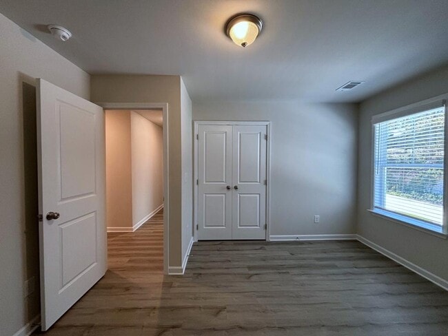 Building Photo - 200-C Alston Ridge Dr