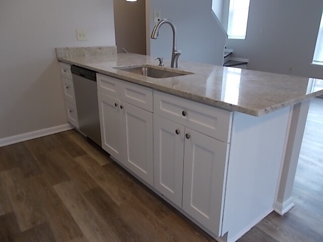 Building Photo - 28140 Detroit Rd