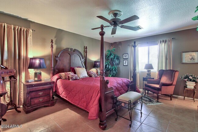 Building Photo - 16223 W Boca Raton Rd