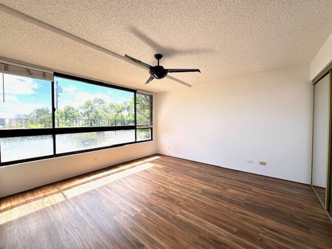 Building Photo - 2 Bedroom, 2 Bathroom, 2 Parking (Iolani P...