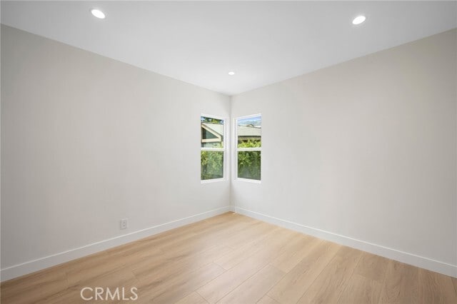 Building Photo - 2521 Manhattan Ave