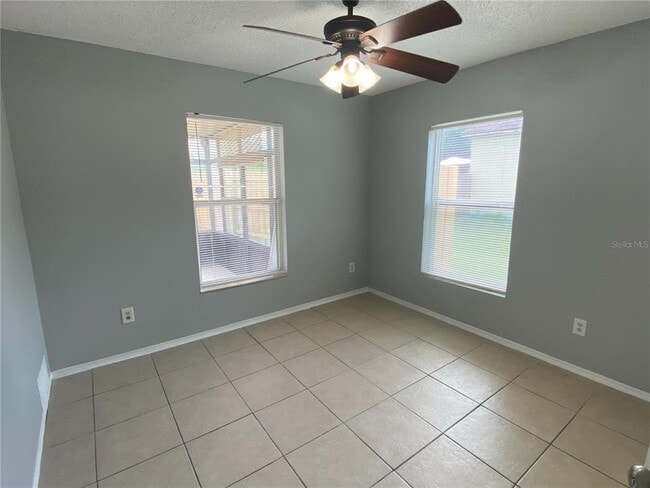 Building Photo - 368 Briar Bay Cir