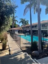 Building Photo - 555 S La Veta Park Cir