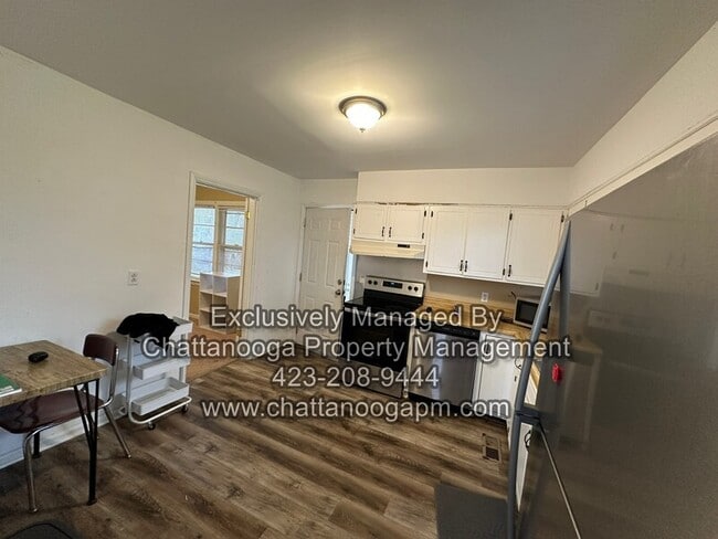 Building Photo - 1003 Floyd Dr