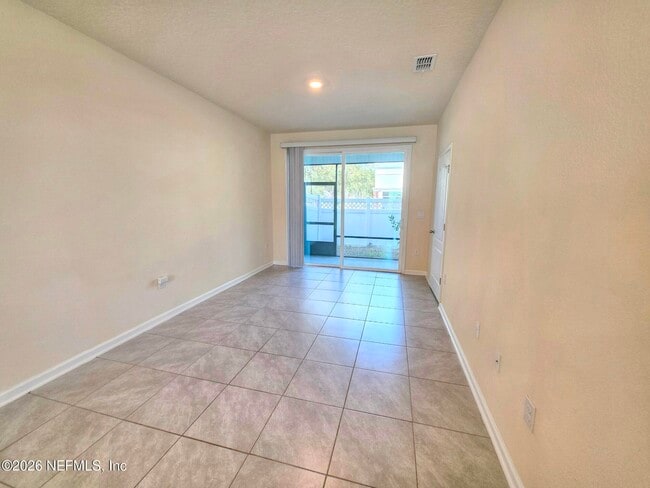 Building Photo - 3972 Vlg Vw Ln