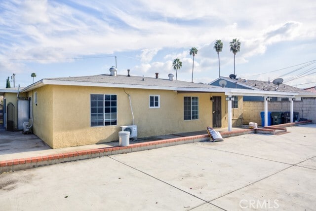 Building Photo - 1343 Electra Ave