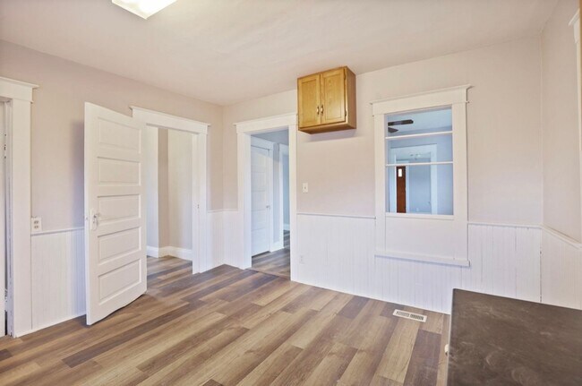 Building Photo - Charming 3-Bedroom Home on Saginaw’s East Side