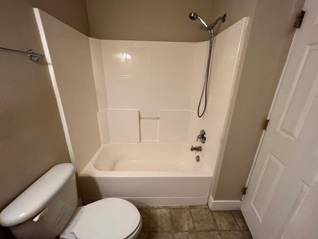 Building Photo - Great 3 bedroom in Central Meridian