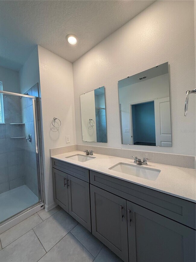 Building Photo - 7705 Stone Crk Trl