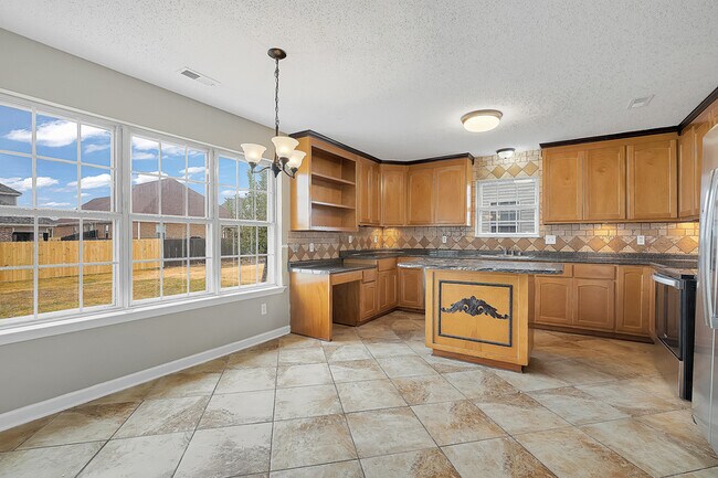 Building Photo - 2426 Quail Ridge Ln SW