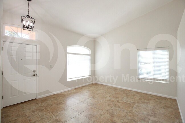 Building Photo - 254 E Nunneley Rd