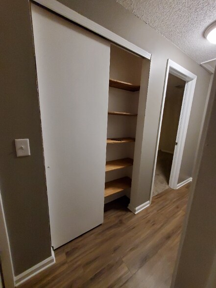 Building Photo - 11587 Gwynford Ln