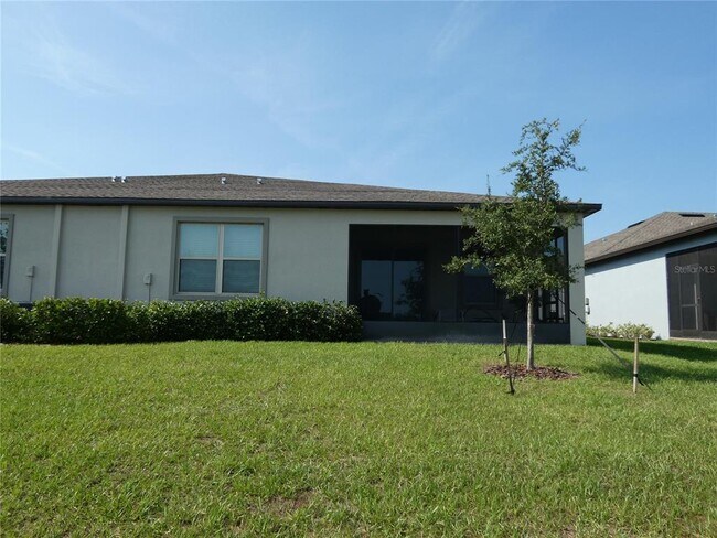 Building Photo - 10043 Campanula Ct