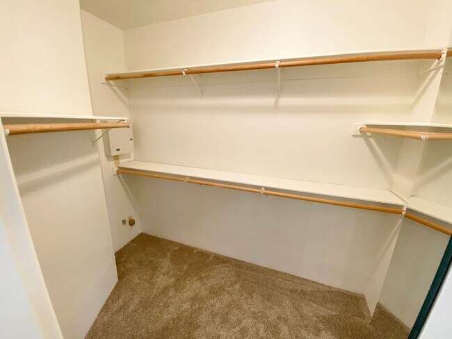 Building Photo - HOUSE - WEST SEDONA - GATED COMMUNITY