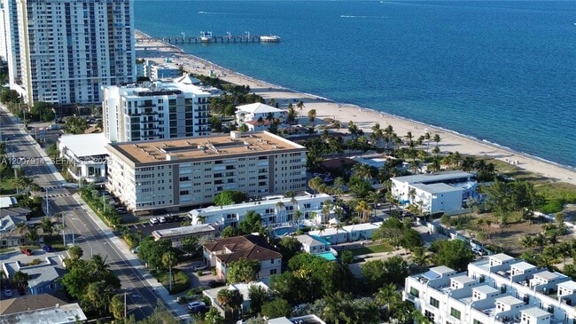 Building Photo - 843 S Ocean Blvd