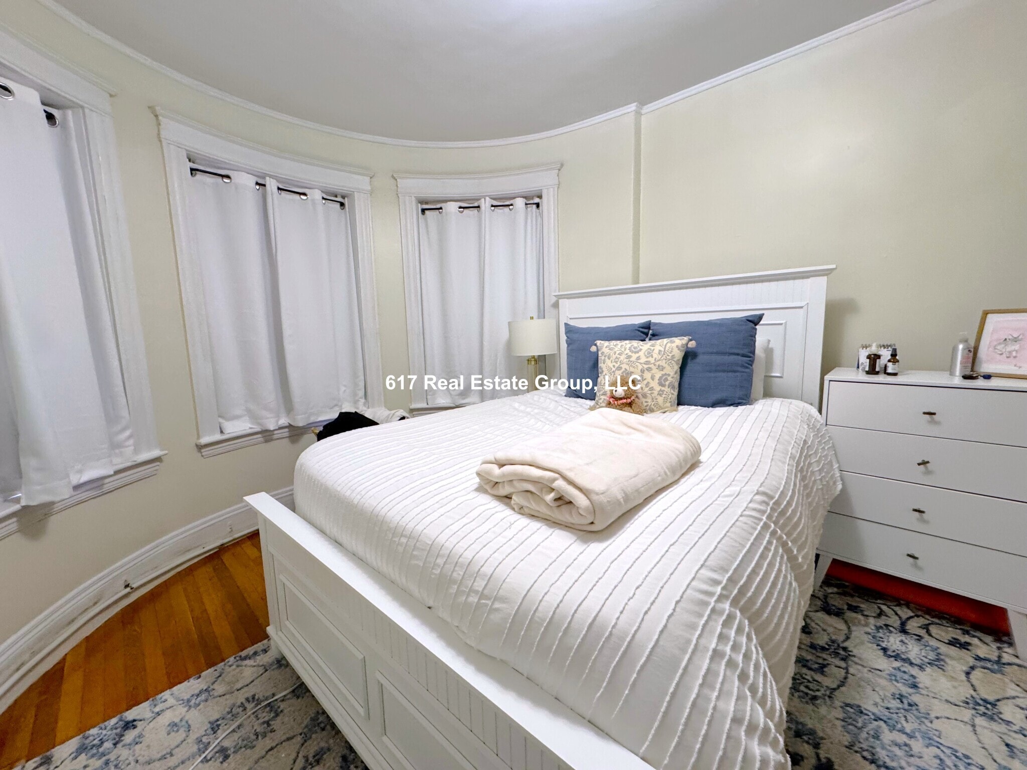 Building Photo - 208 Winthrop Rd