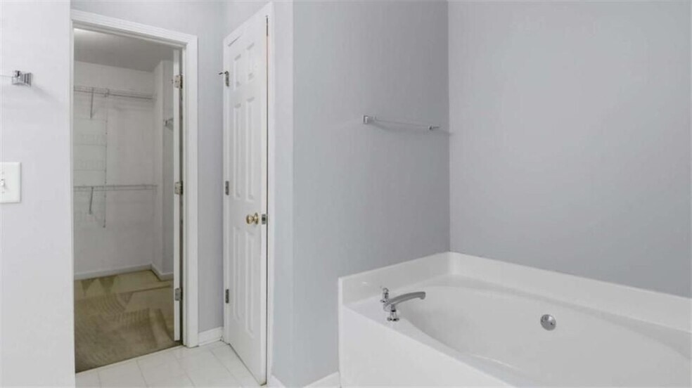 Building Photo - 3522 Spring View Ct