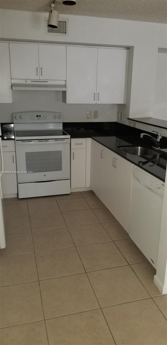 Building Photo - 2173 Renaissance Blvd