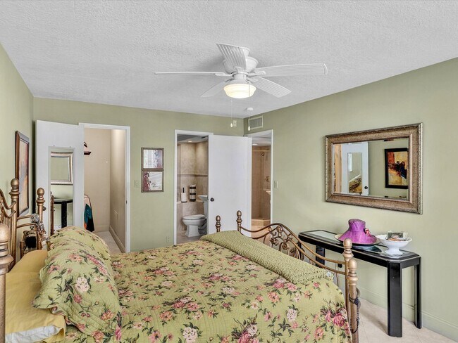 Building Photo - 1421 S Ocean Blvd