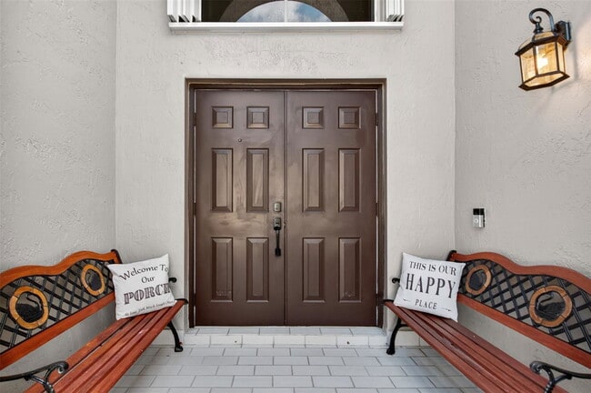 Building Photo - 1005 Cedar Falls Dr