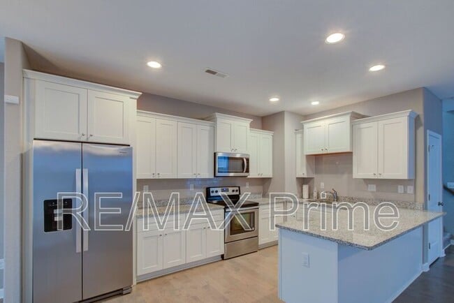 Building Photo - 4158 Pughsville Rd