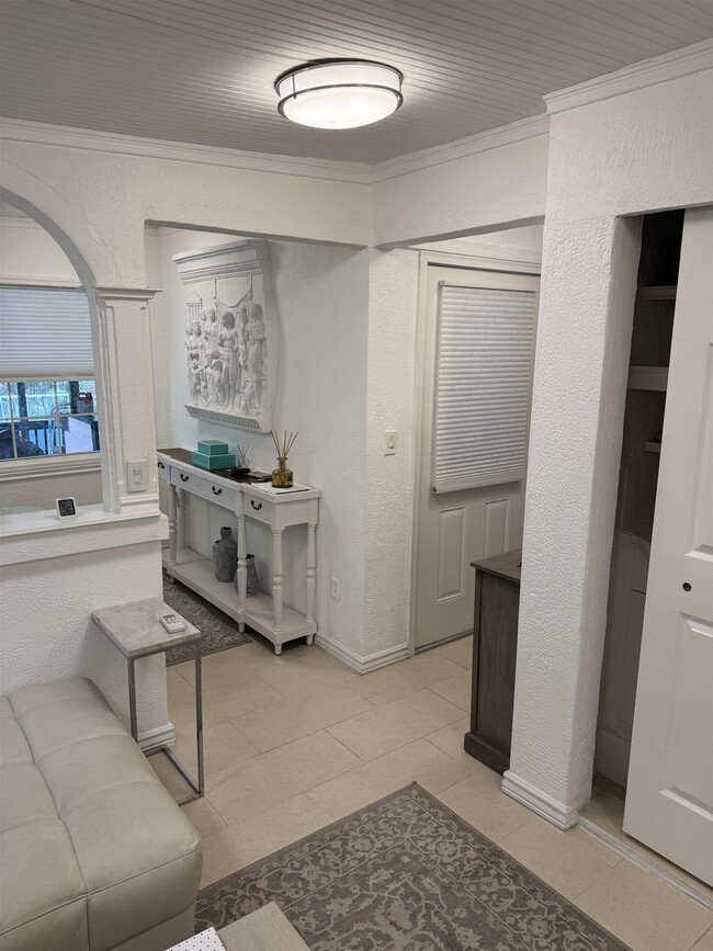 Building Photo - 295 W Palmer Mill Rd