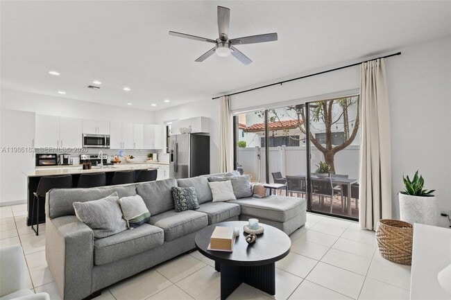 Building Photo - 110 NW 209th Way