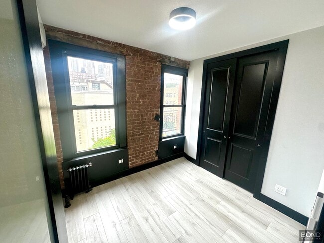 Building Photo - 438 W 52nd St