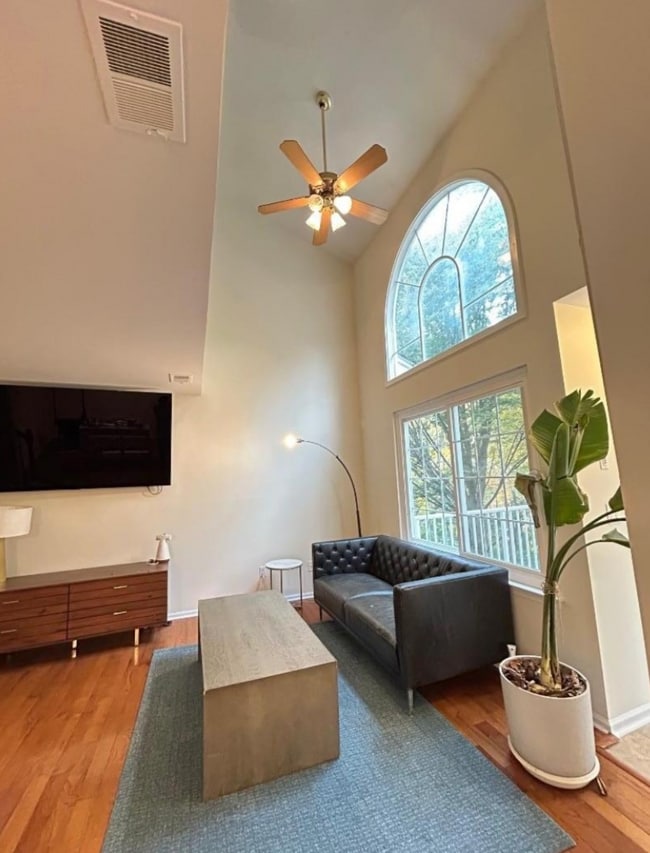 Building Photo - 31 Encampment Dr