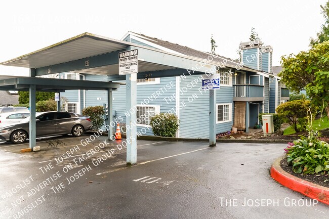 Building Photo - 16817 Larch Way