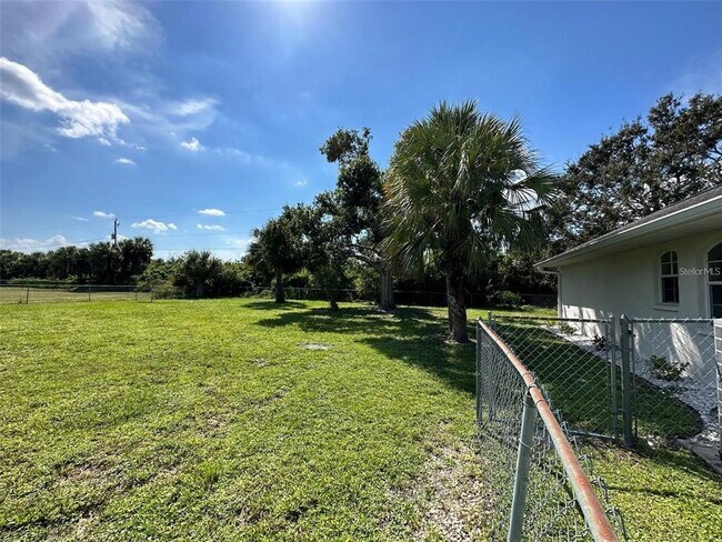 Building Photo - 4169 Library St