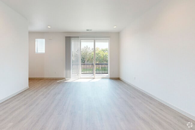 3BR, 2.5BA - 1,853SF - Living Room - Landings at Gateway