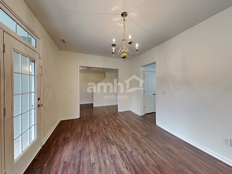 Building Photo - 4134 Vance Rd N