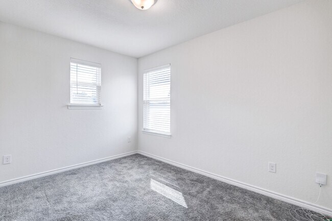 Building Photo - Two-Story Brick Home on a Quiet Cul-de-Sac...