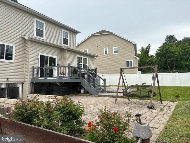 Building Photo - 9820 Leighland Ct